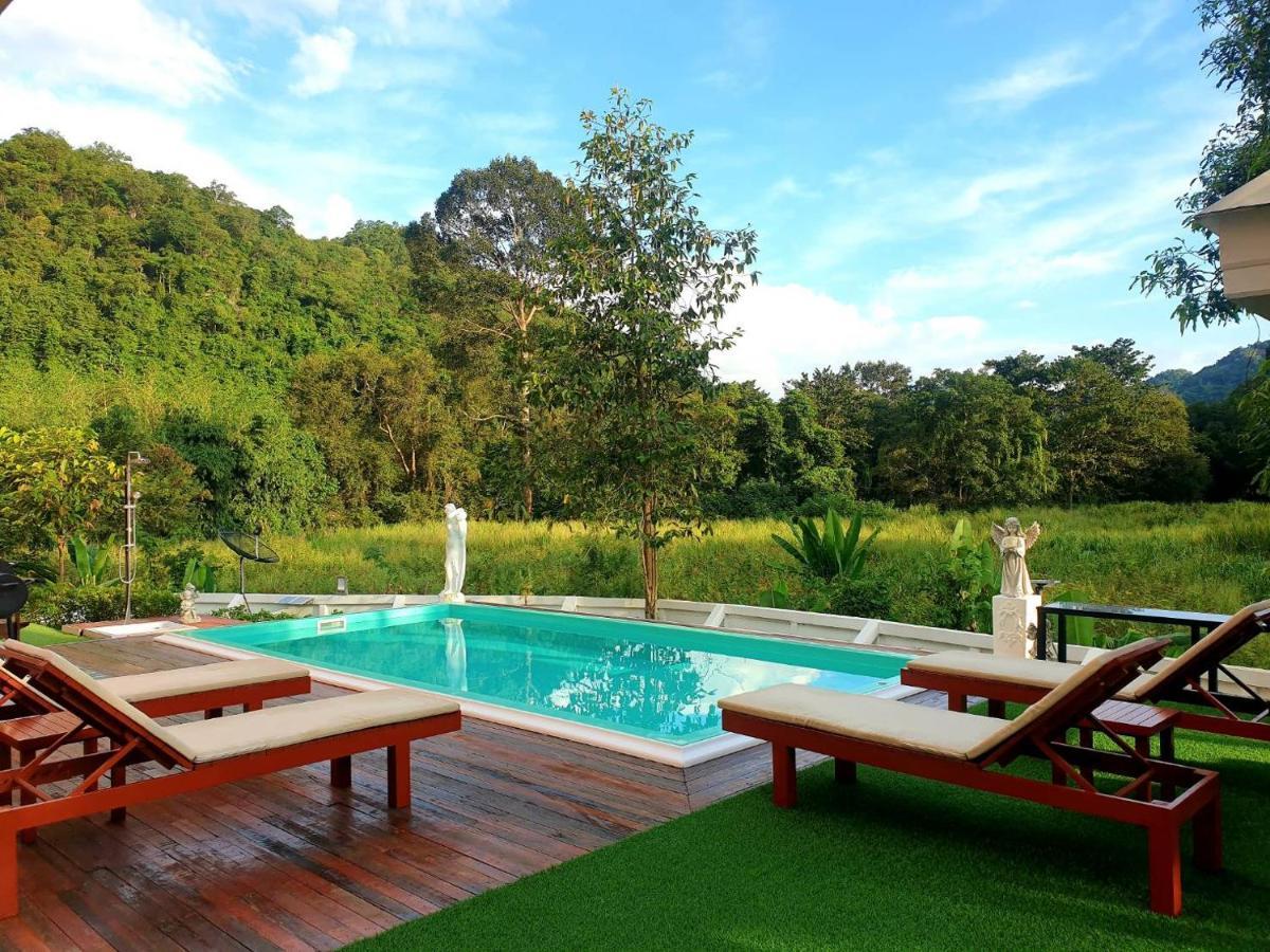 Chateau De Luxi Khao Yai - ชาโตว์ เดอ ลูซี่ เขาใหญ่ Villa Muszi Kültér fotó