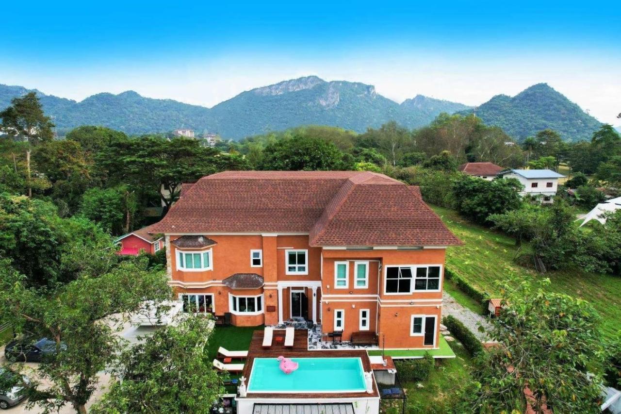 Chateau De Luxi Khao Yai - ชาโตว์ เดอ ลูซี่ เขาใหญ่ Villa Muszi Kültér fotó